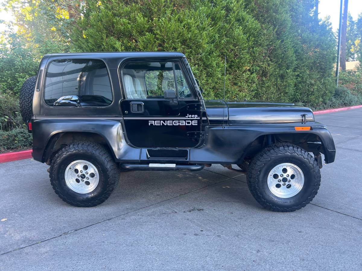 Jeep-wrangler-renegade-1991-black