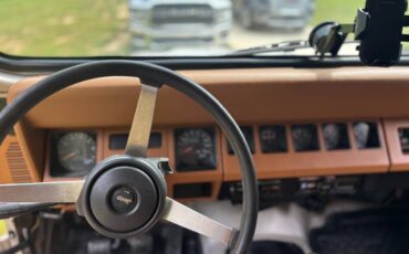 Jeep-wrangler-rio-grande-1995-4