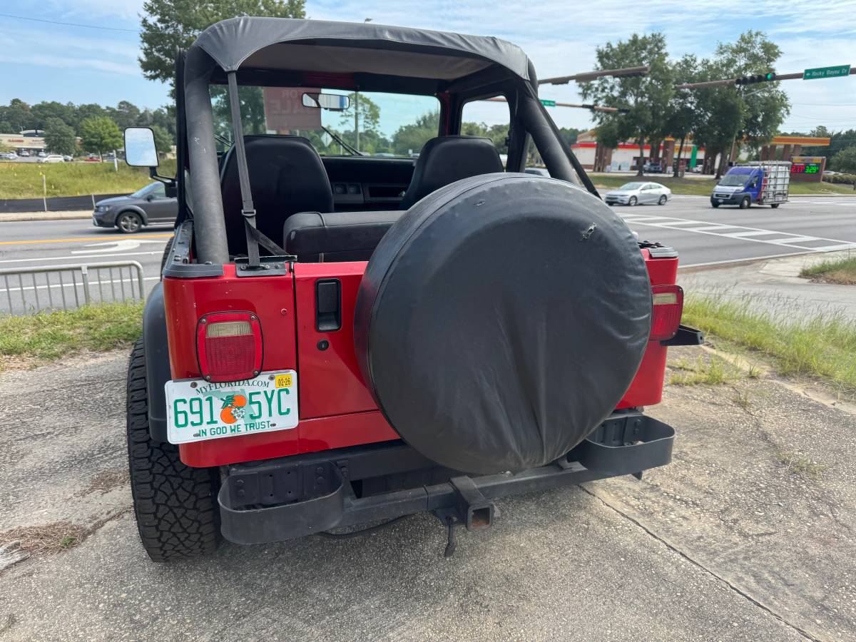 Jeep-wrangler-s-1990-red-8