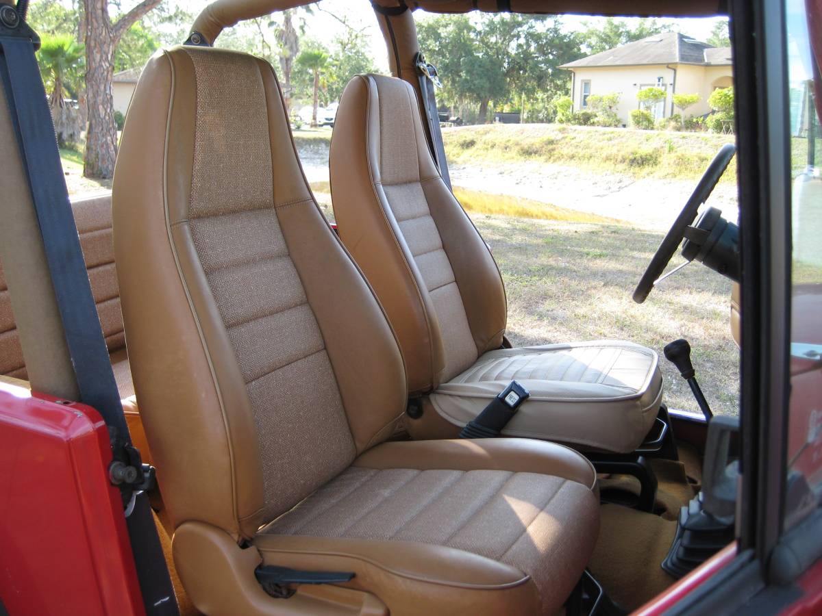 Jeep-wrangler-s-1995-red-7