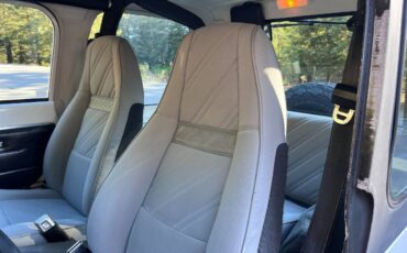 Jeep-wrangler-se-1993-white-8