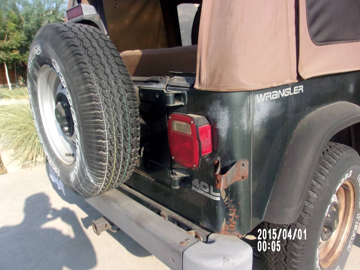 Jeep-wrangler-se-1994-green-2
