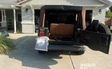 Jeep-wrangler-se-1994-green