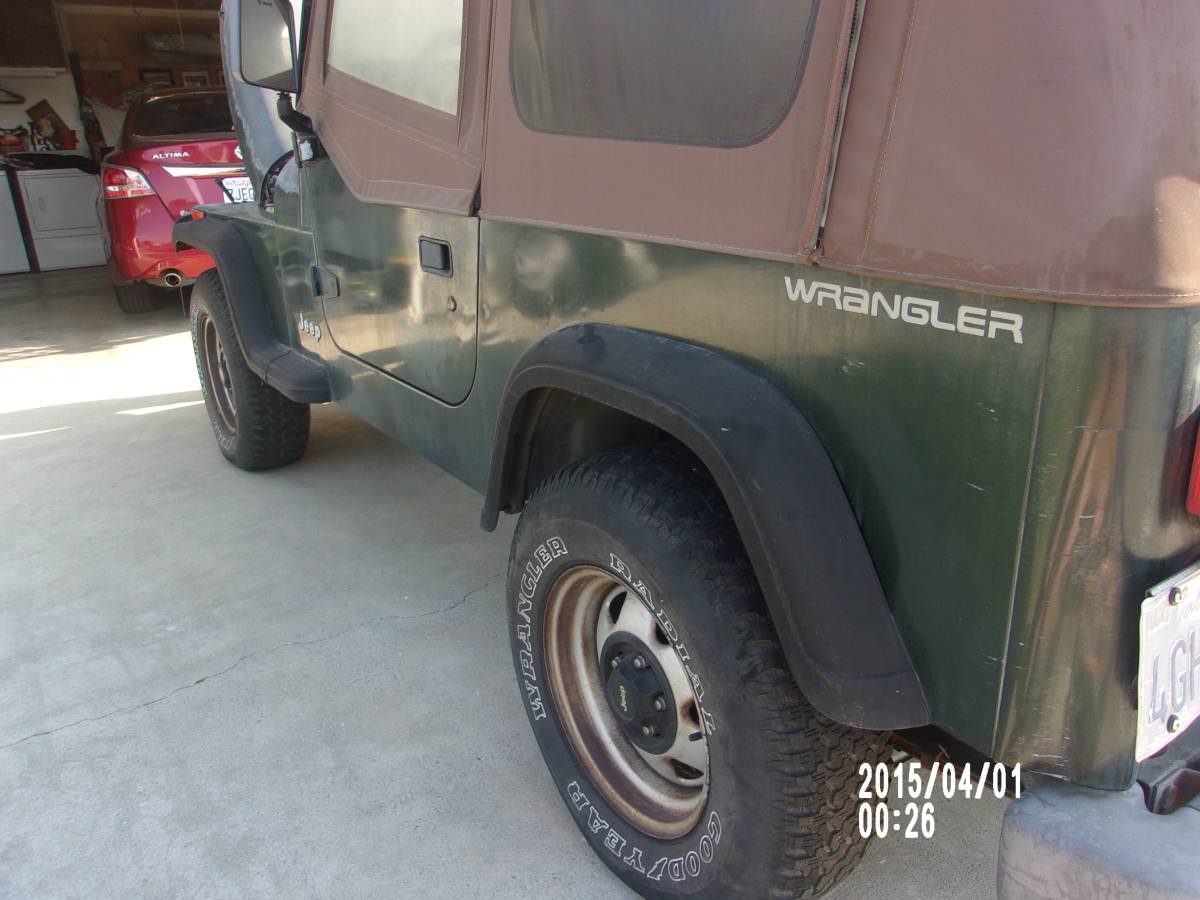 Jeep-wrangler-se-1994-green-9