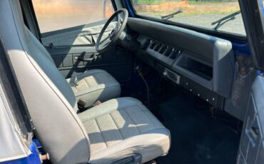 Jeep-wrangler-sport-1992-blue-7