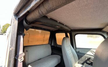 Jeep-wrangler-sport-1992-blue-8