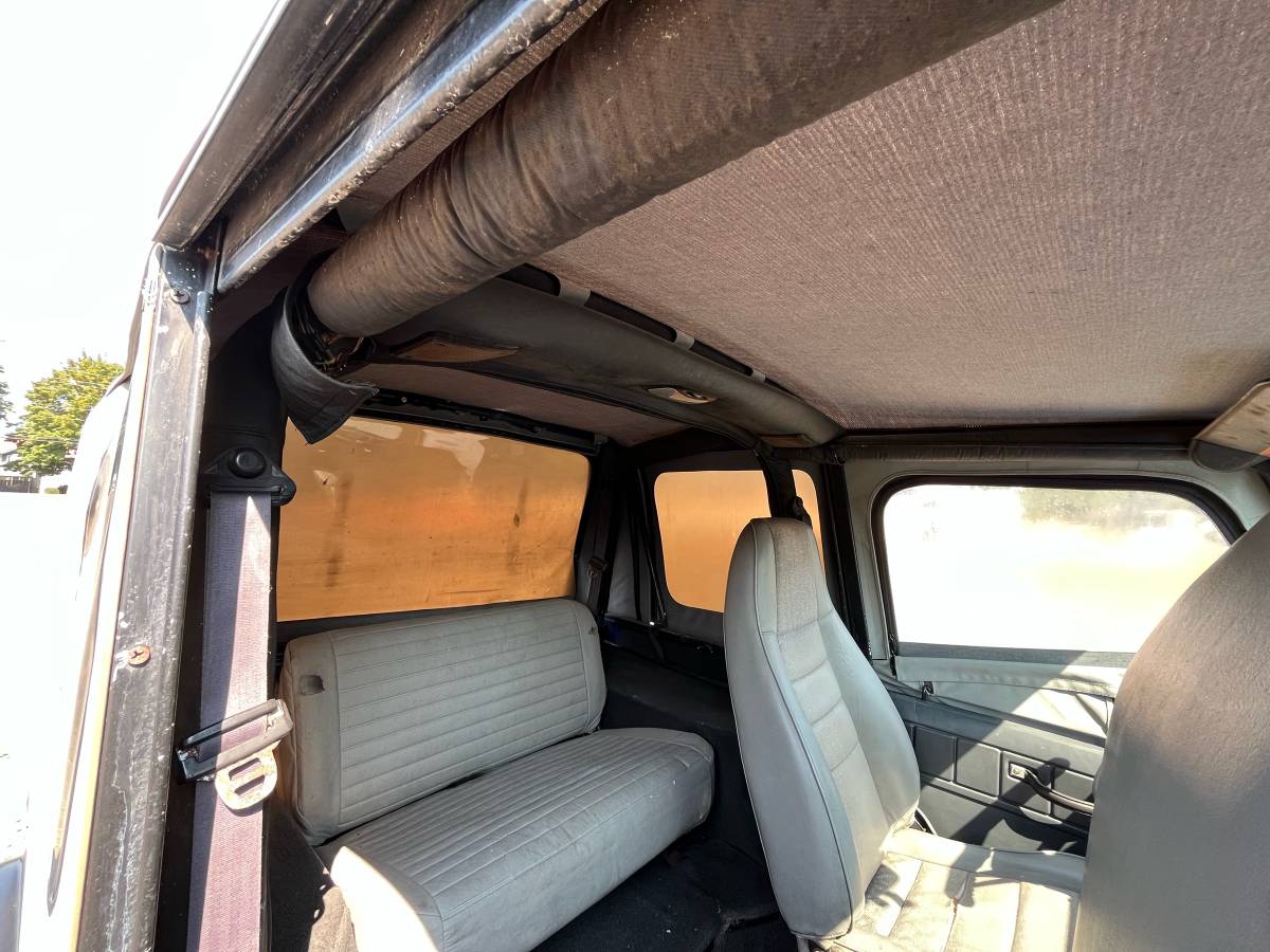 Jeep-wrangler-sport-1992-blue-8