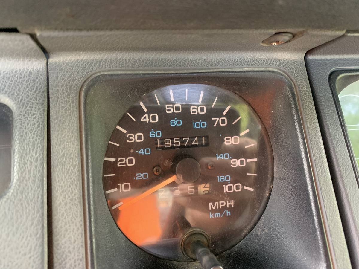 Jeep-wrangler-sport-1994-grey-11
