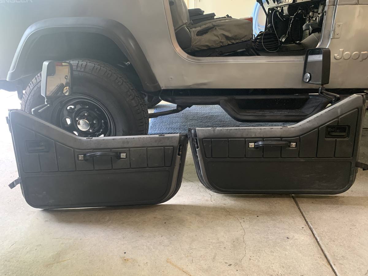 Jeep-wrangler-sport-1994-grey-13