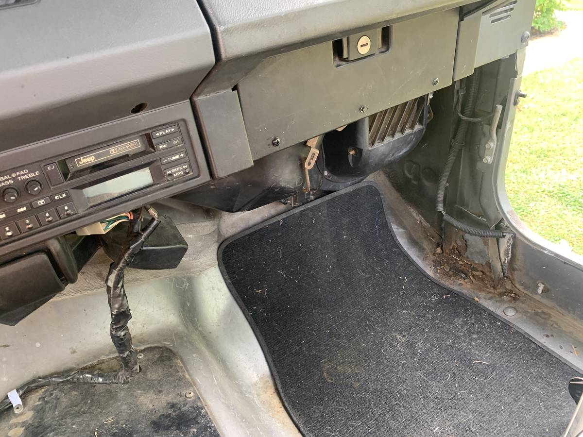 Jeep-wrangler-sport-1994-grey-16