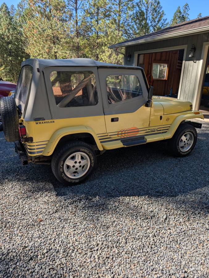Jeep-wrangler-sport-islander-1989-yellow-1