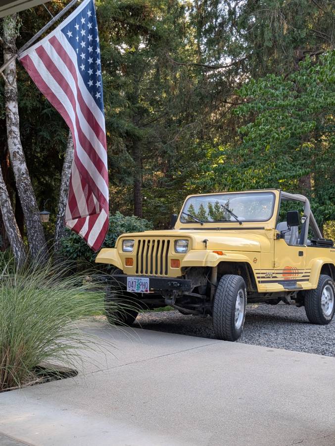 Jeep-wrangler-sport-islander-1989-yellow-18