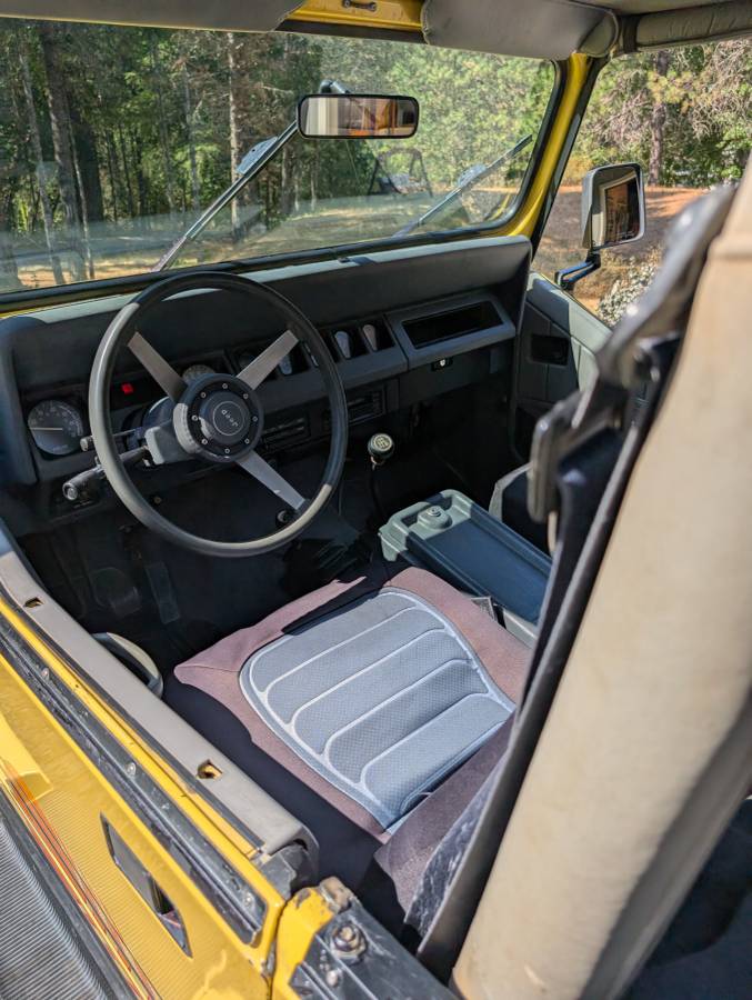Jeep-wrangler-sport-islander-1989-yellow-6