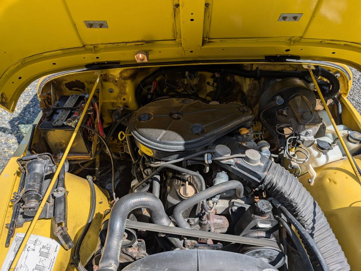 Jeep-wrangler-sport-islander-1989-yellow-9