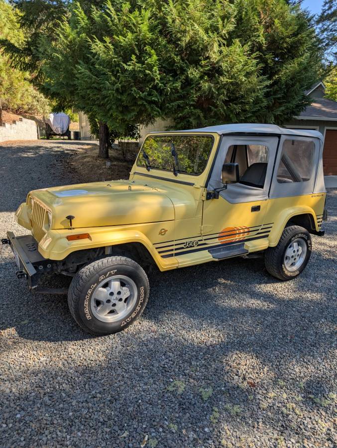 Jeep-wrangler-sport-islander-1989-yellow