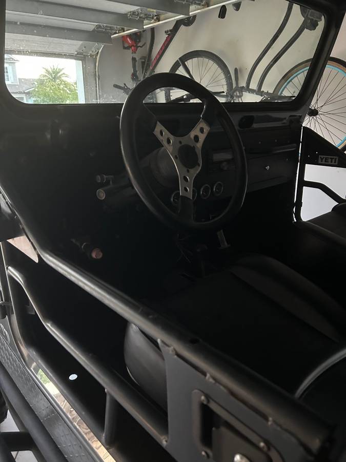 Jeep-wrangler-yj-1989-grey-7