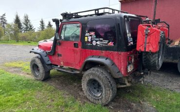 Jeep-wrangler-yj-1989-red-13