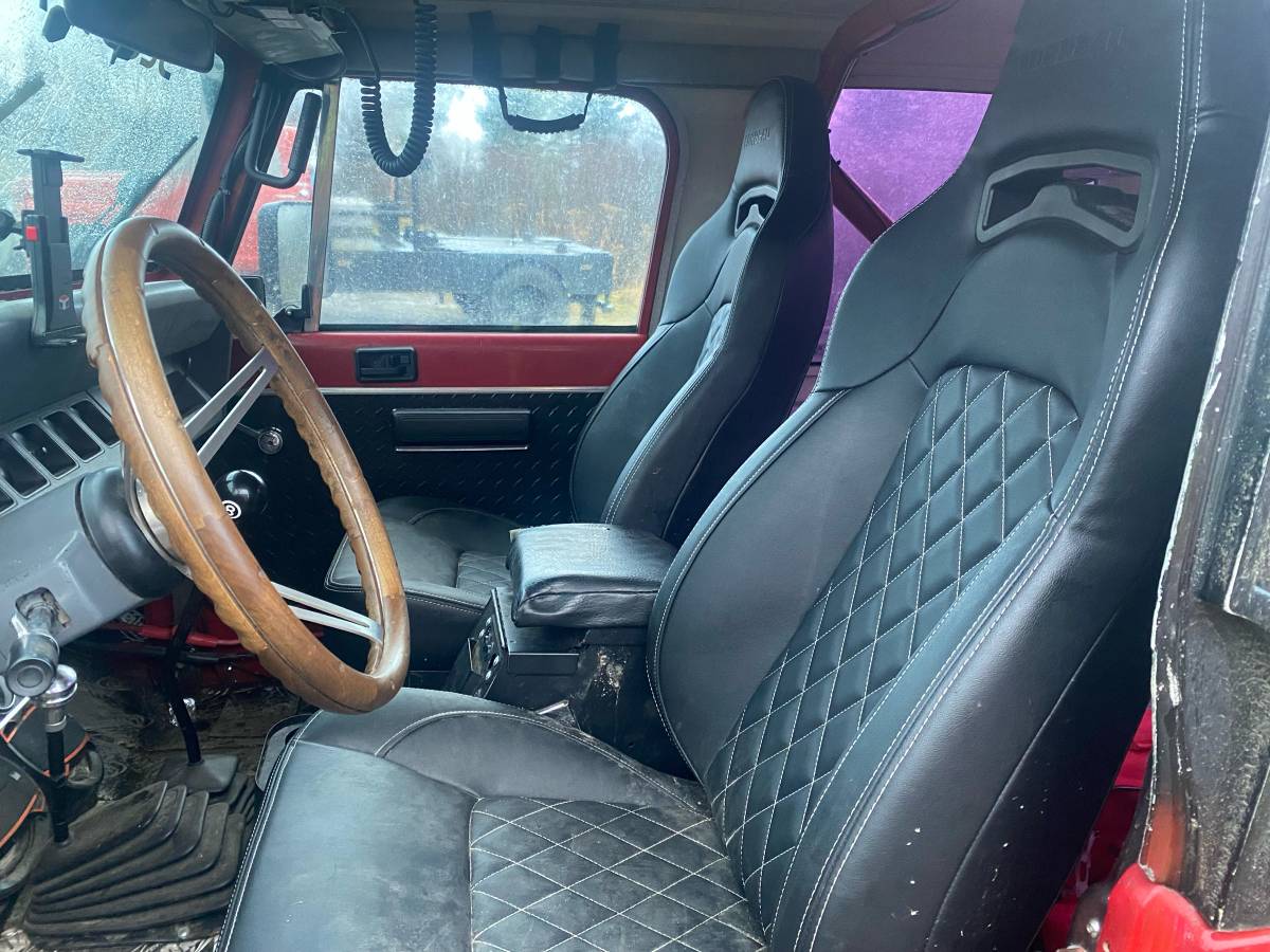 Jeep-wrangler-yj-1989-red-19