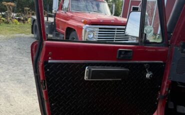 Jeep-wrangler-yj-1989-red-7