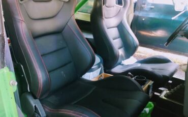 Jeep-wrangler-yj-1990-green-1