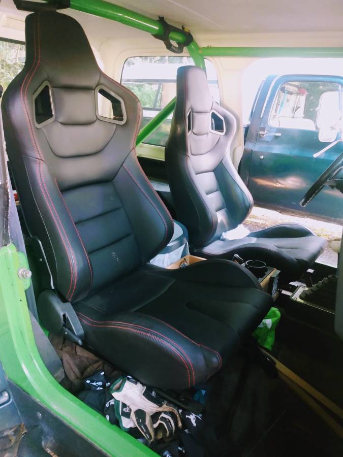 Jeep-wrangler-yj-1990-green-1