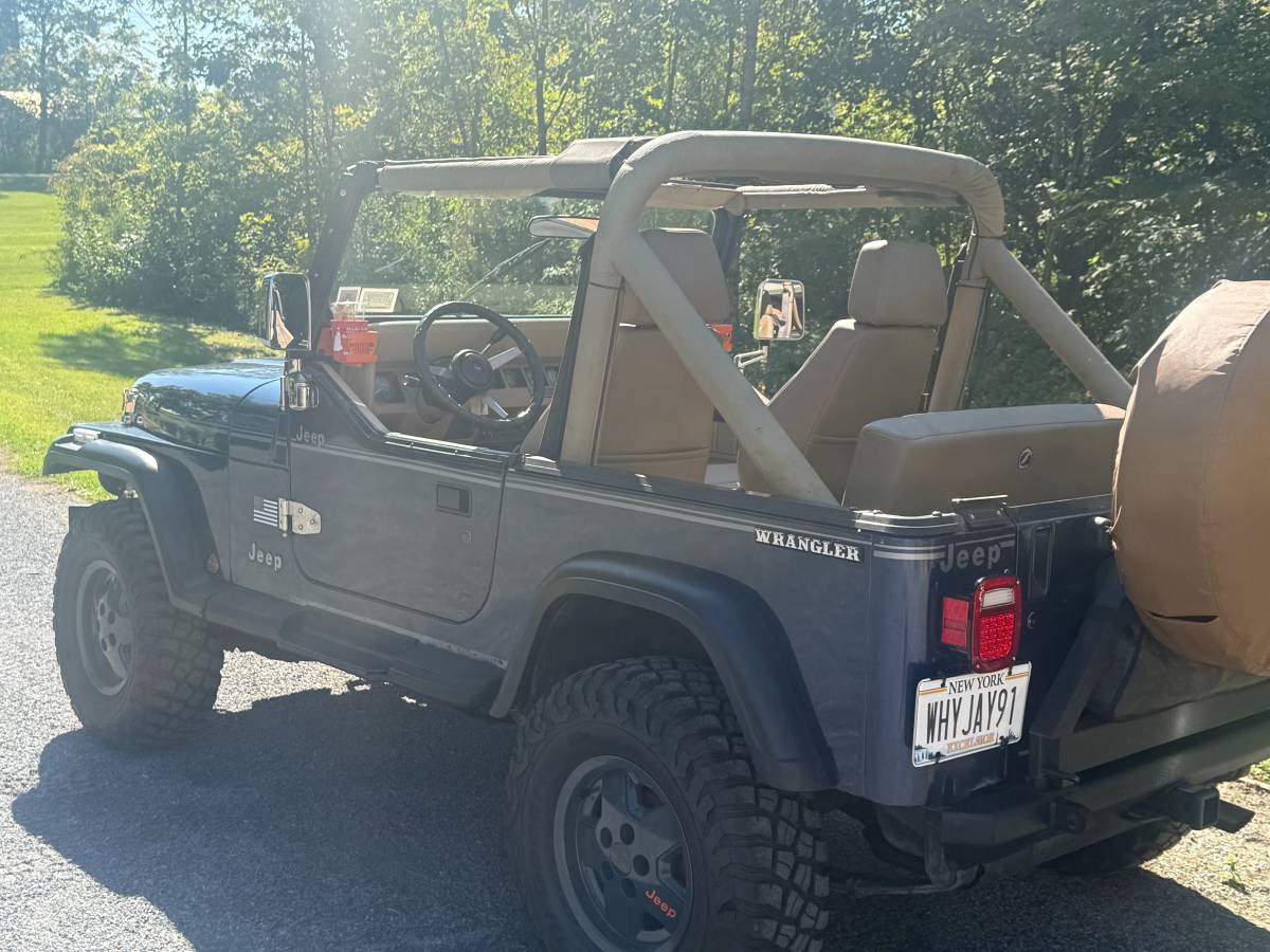 Jeep-wrangler-yj-1991-blue-1