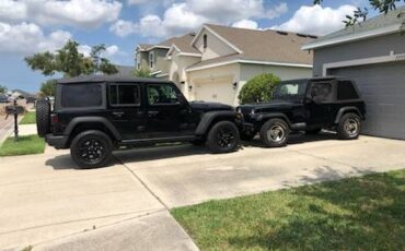 Jeep-wrangler-yj-1993-black-3