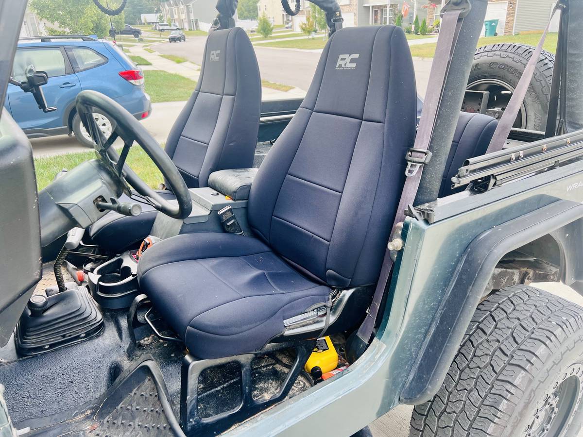 Jeep-wrangler-yj-1994-green-3