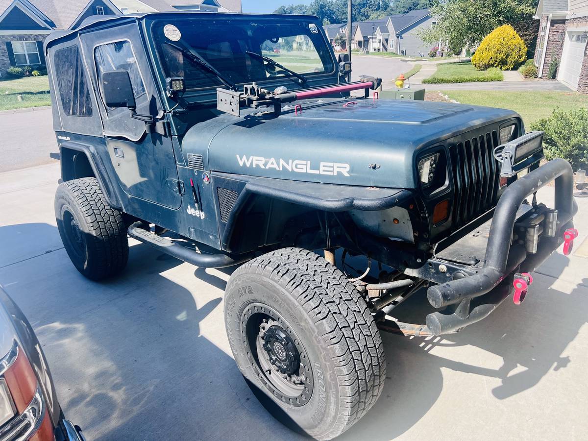 Jeep-wrangler-yj-1994-green-4
