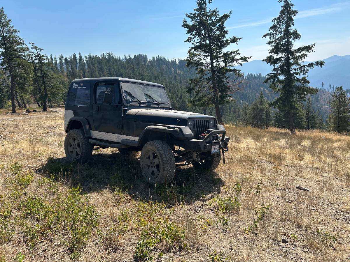 Jeep-wrangler-yj-s-1995-black-6