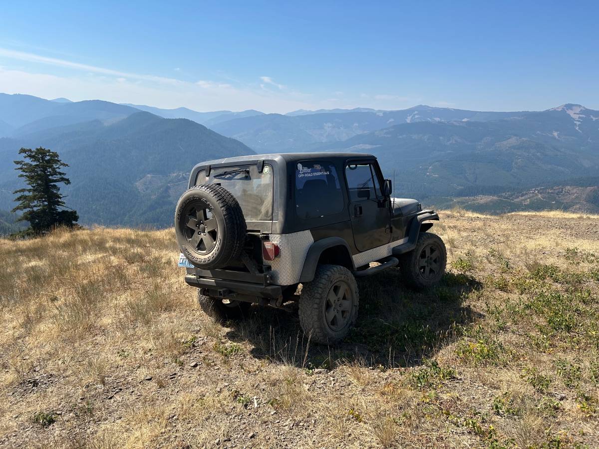 Jeep-wrangler-yj-s-1995-black-8