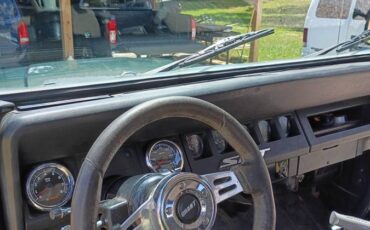Jeep-yj-1987-green-3