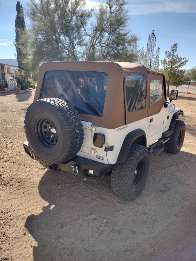 Jeep-yj-1991-white-1