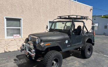 Jeepamc-cj7-laredo-1986-black-2