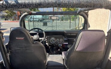 Jeepamc-cj7-laredo-1986-black-6