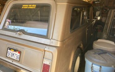 Jeepster-commando-1968-brown-3