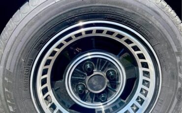 Jensen-Healey-Roadster-1973-Convertible-10