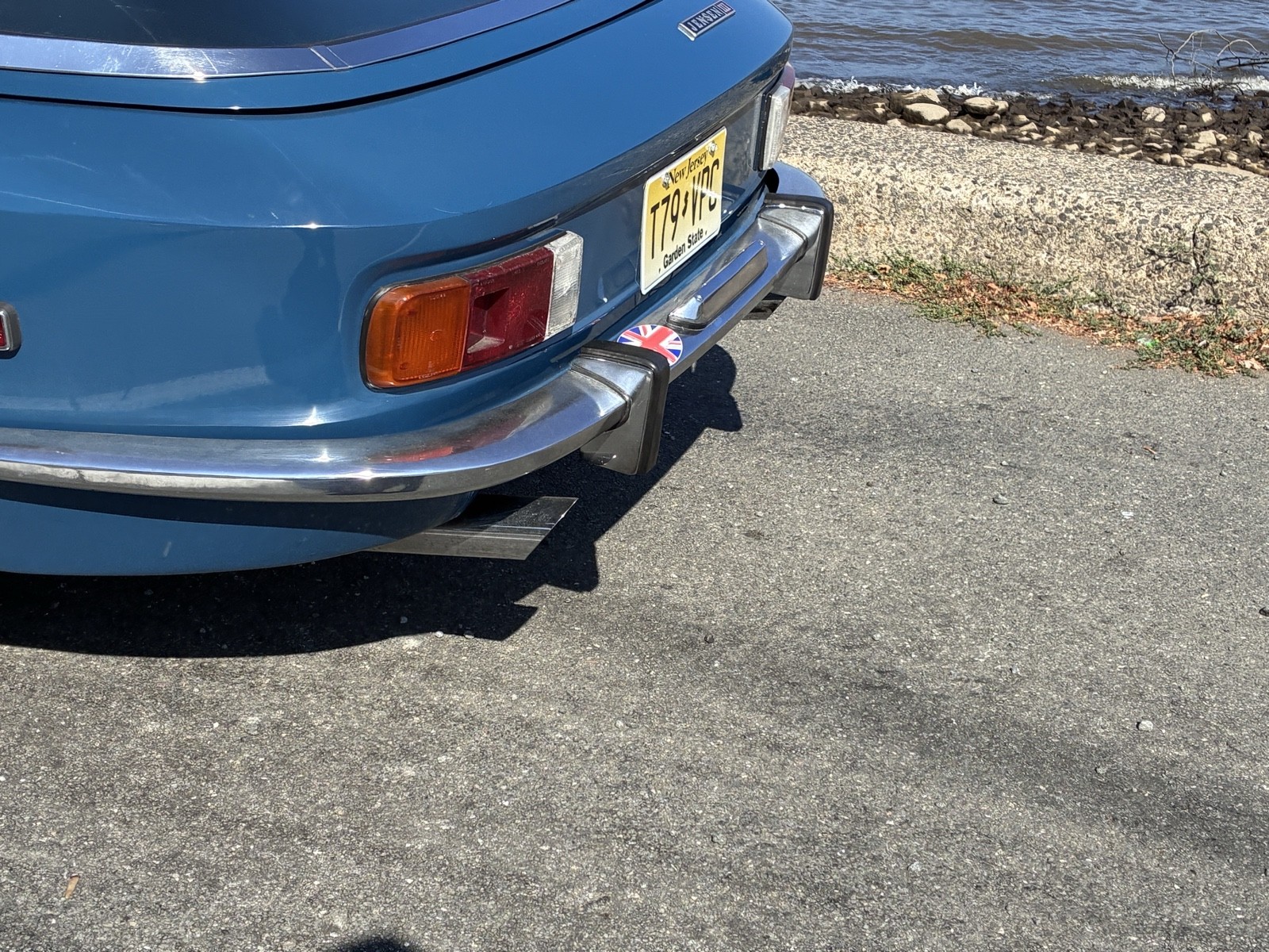 Jensen-Interceptor-Mk-III-1972-3