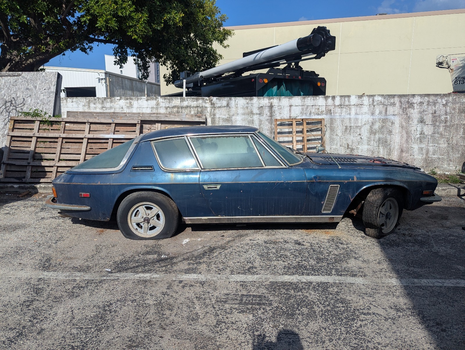 Jensen-Interceptor-Mk-III-1974-1