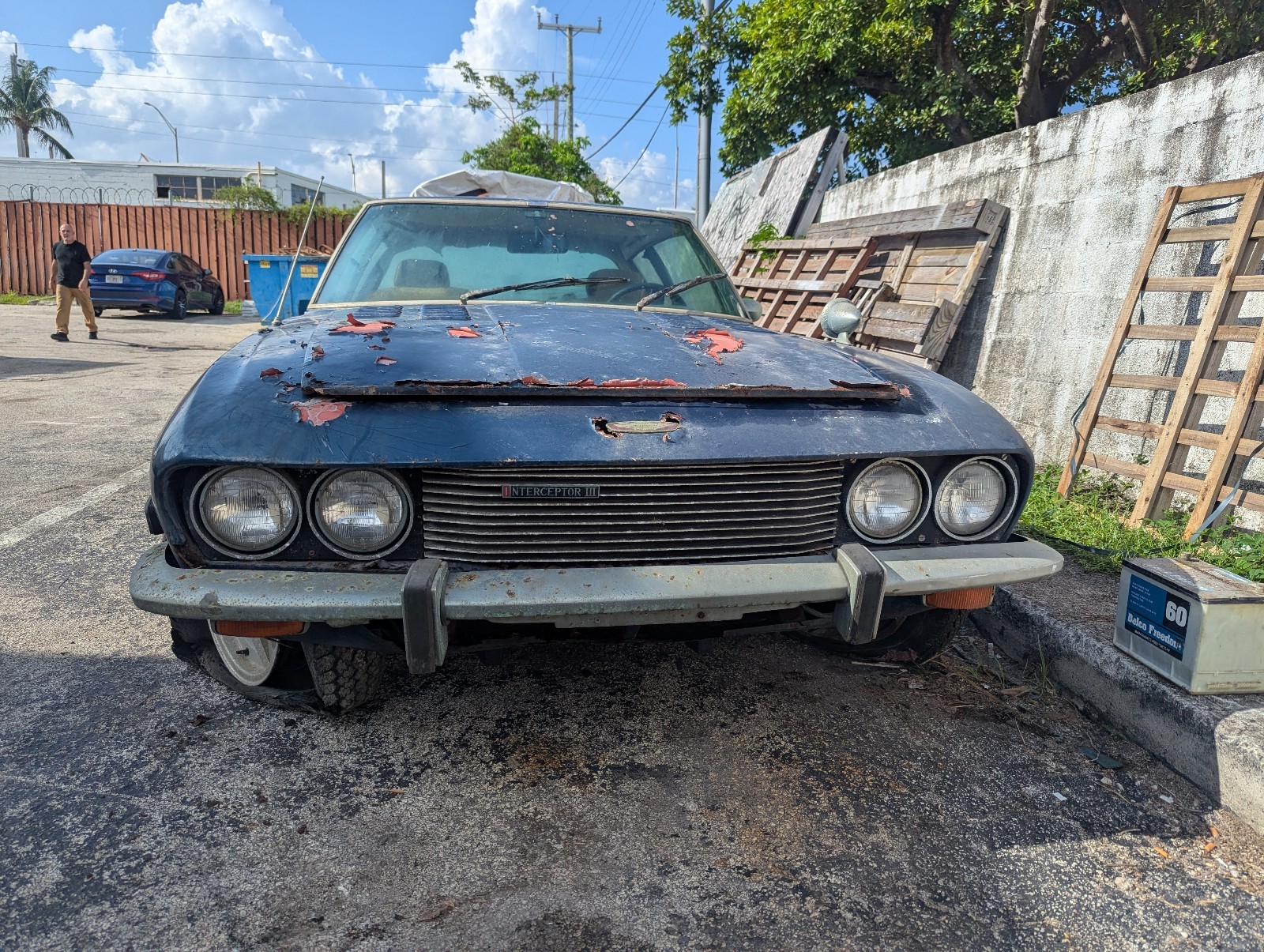 Jensen-Interceptor-Mk-III-1974-2