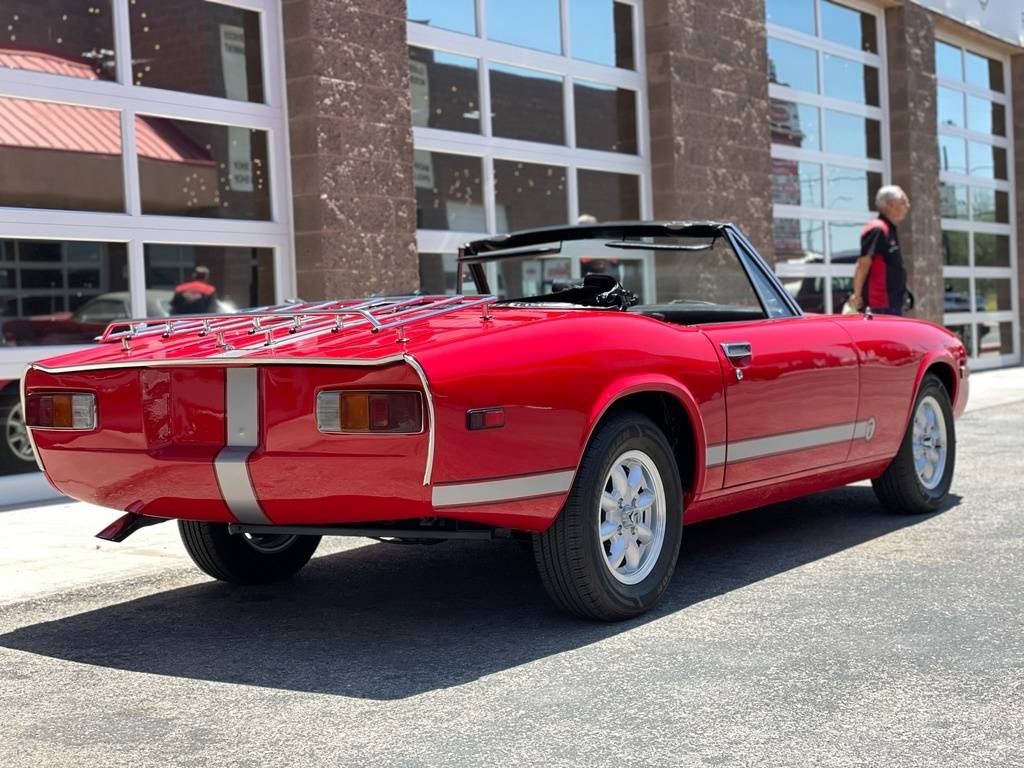Jensen-jensen-healey-1974-red-5