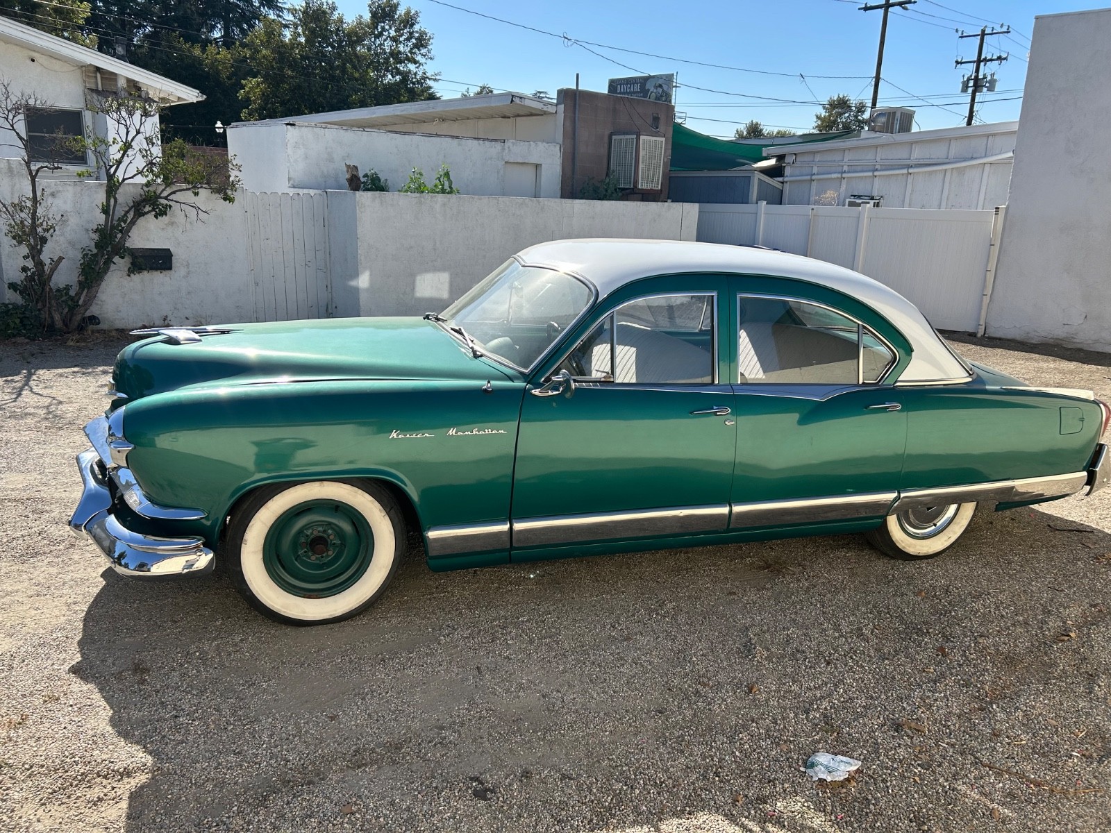 Kaiser-Manhattan-1953-Sedan-1