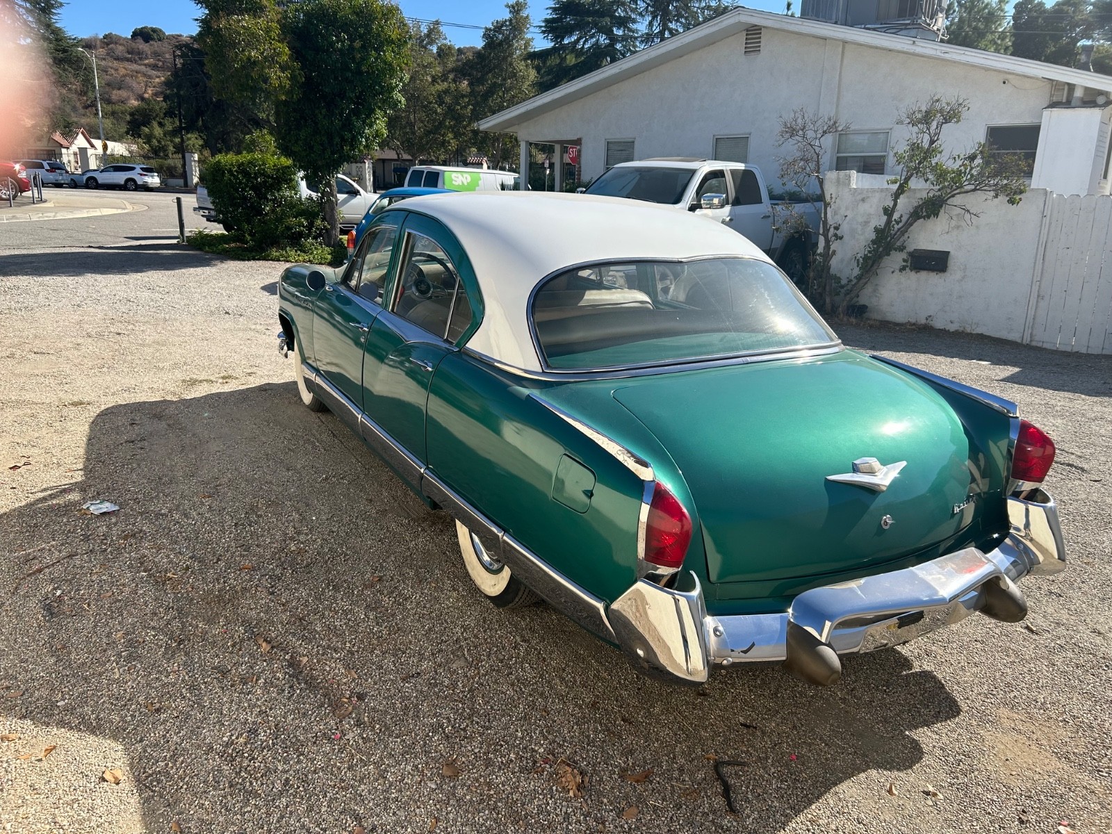 Kaiser-Manhattan-1953-Sedan-2
