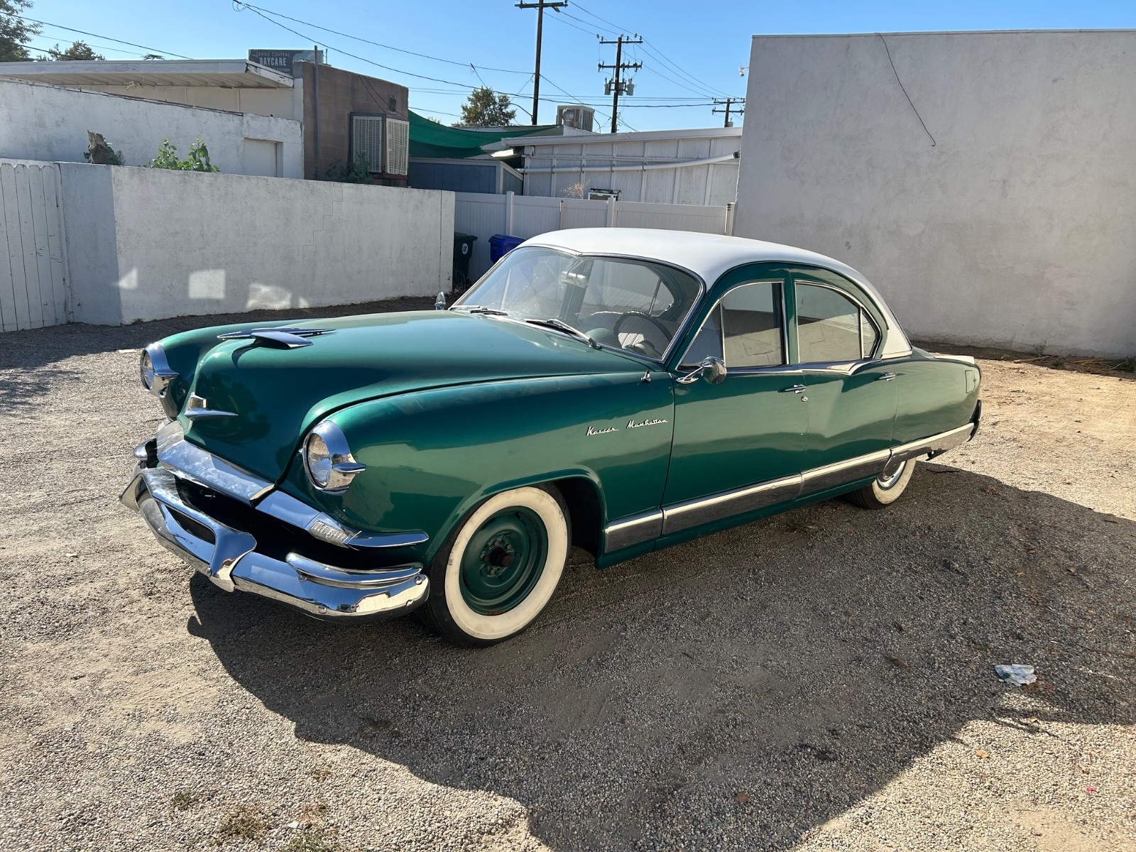 Kaiser Manhattan 1953 Sedan
