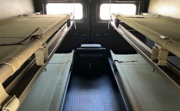 Kaiser-Military-vehicle-1967-Army-Green-Tan-5