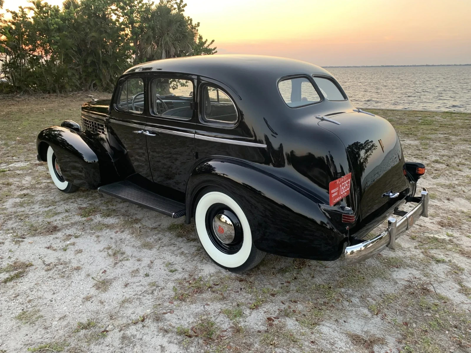 LaSalle-Series-50-1938-Sedan-6