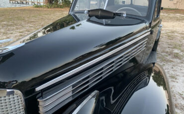LaSalle-Series-50-1938-Sedan-9