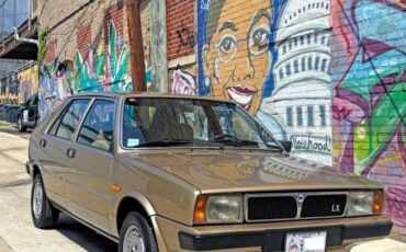 Lancia-delta-1982-3