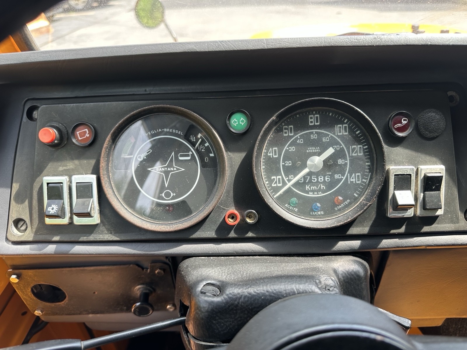 Land-Rover-88-1983-11