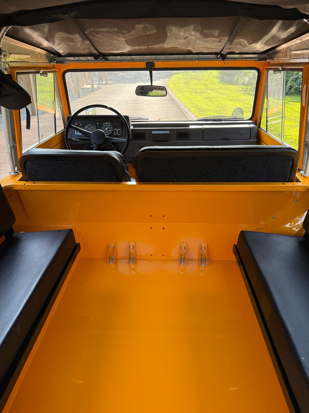 Land-Rover-88-1983-9
